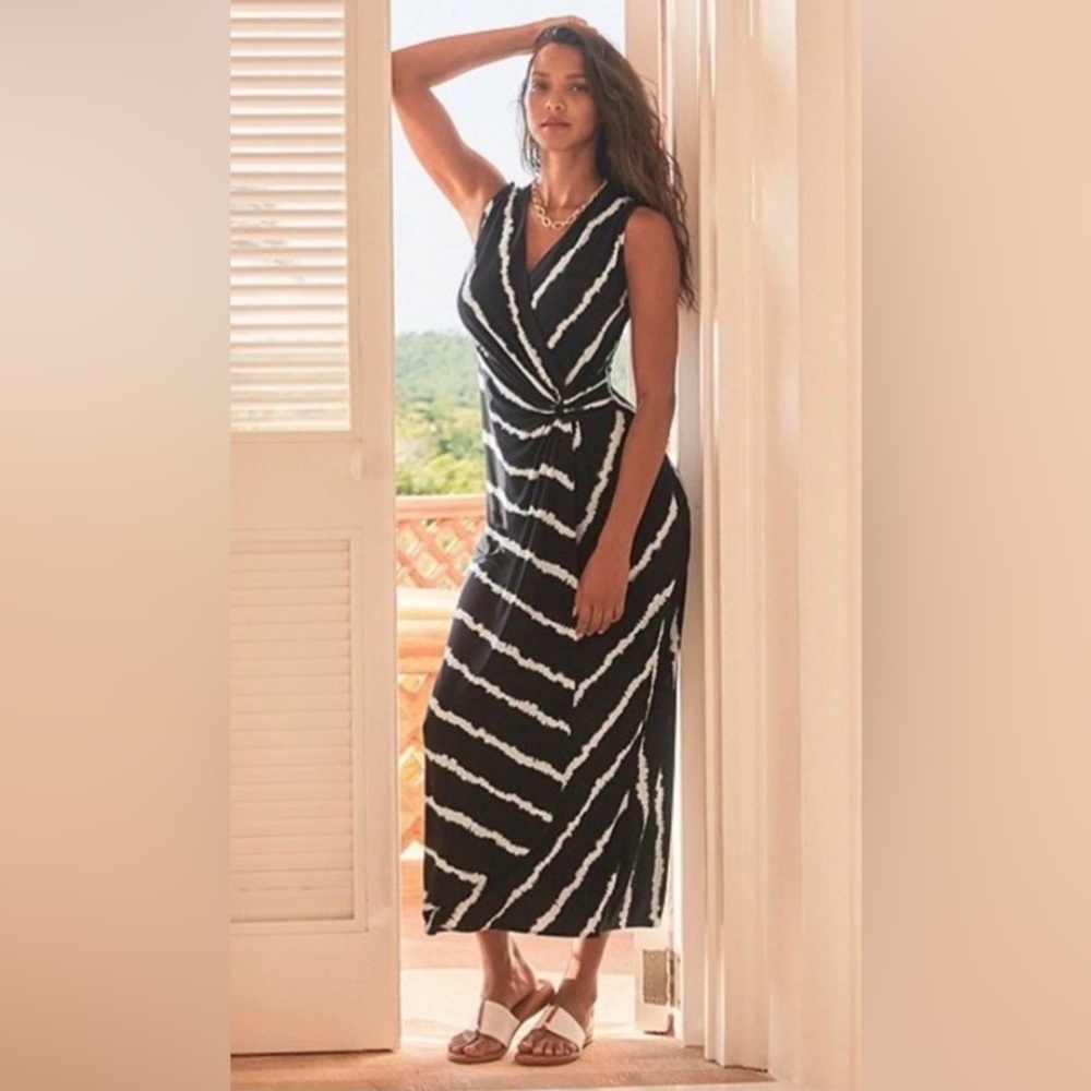 Tommy Bahama Black and White Patterned Maxi Dress